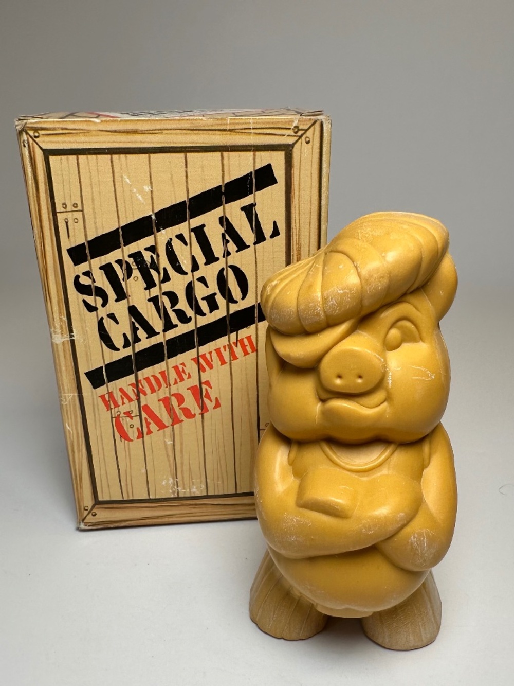 Vintage Avon Pig Men’s Rights Deep Woods Soap w/ Box 8 oz Novelty